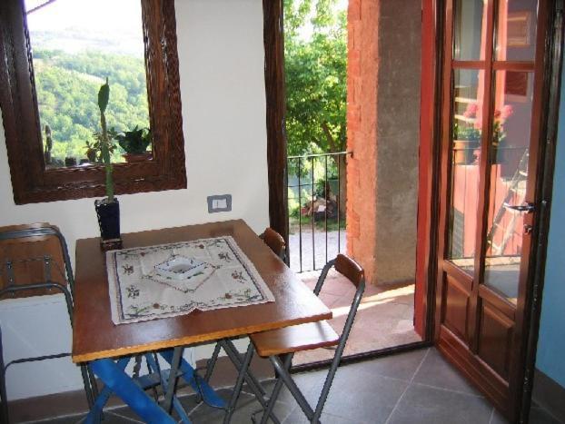 Cascina Sant'Eufemia Villa Sinio Ruang foto